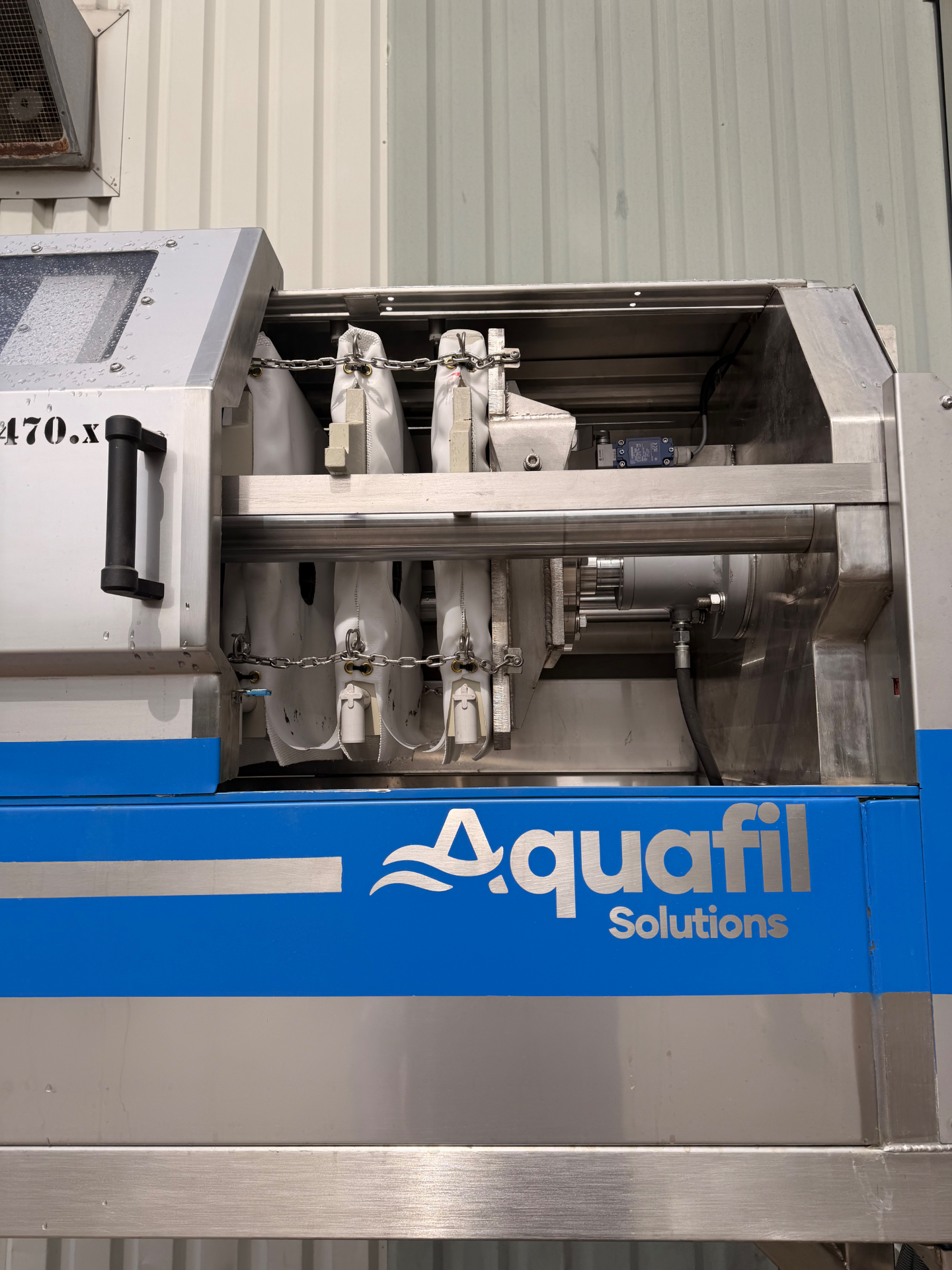Aquafil filter press plates at Stone & Ceramic