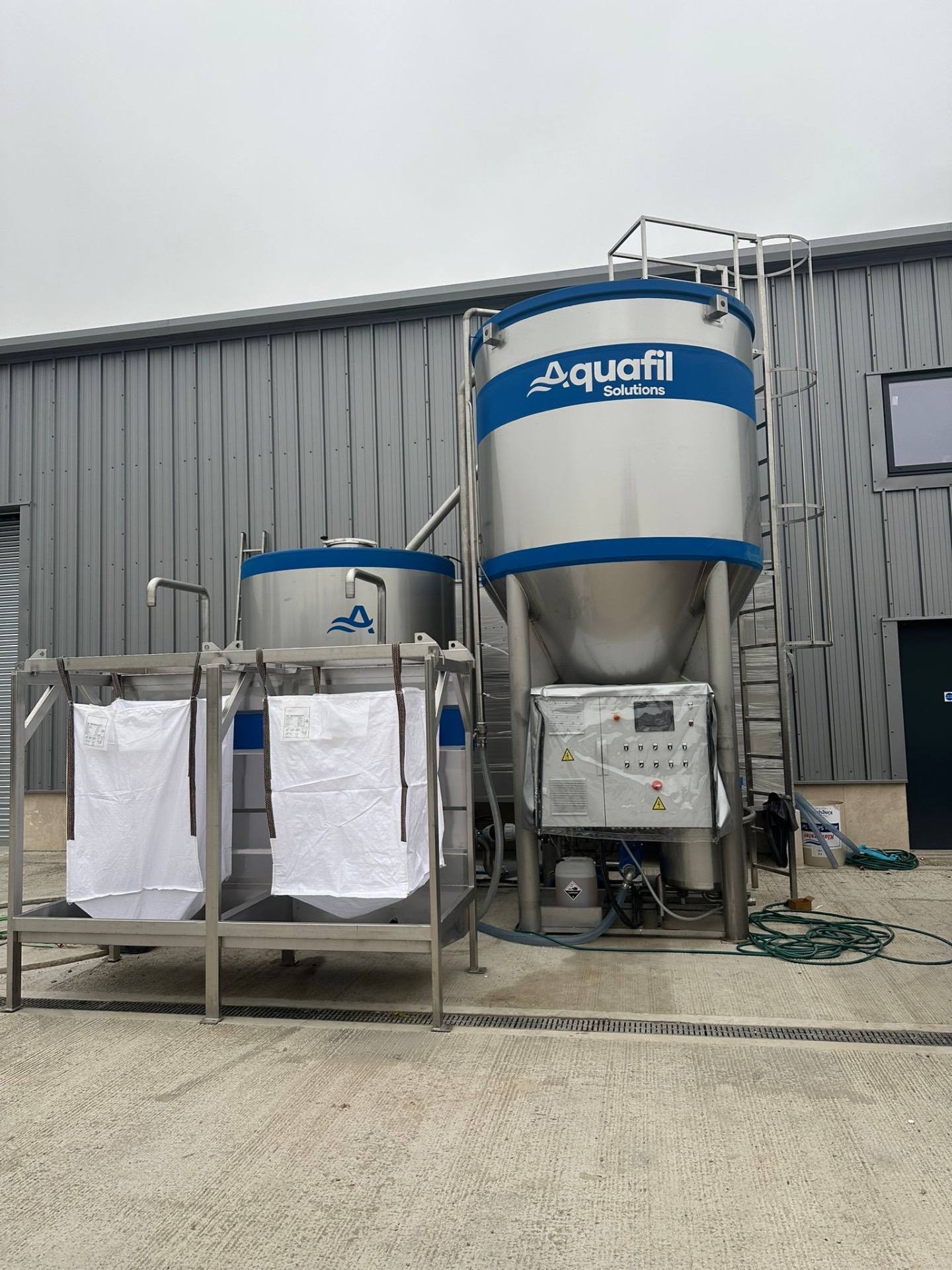 A.F Jones Stonemasons Aquafil CL500 water treatment installation in Oxford, UK